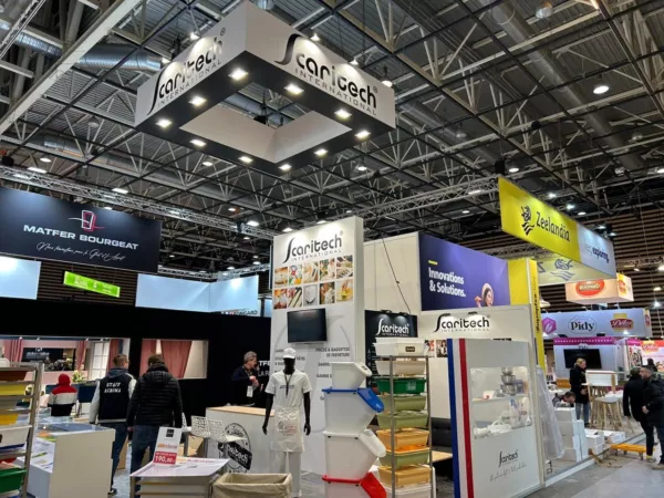 Stand Scaritech 1