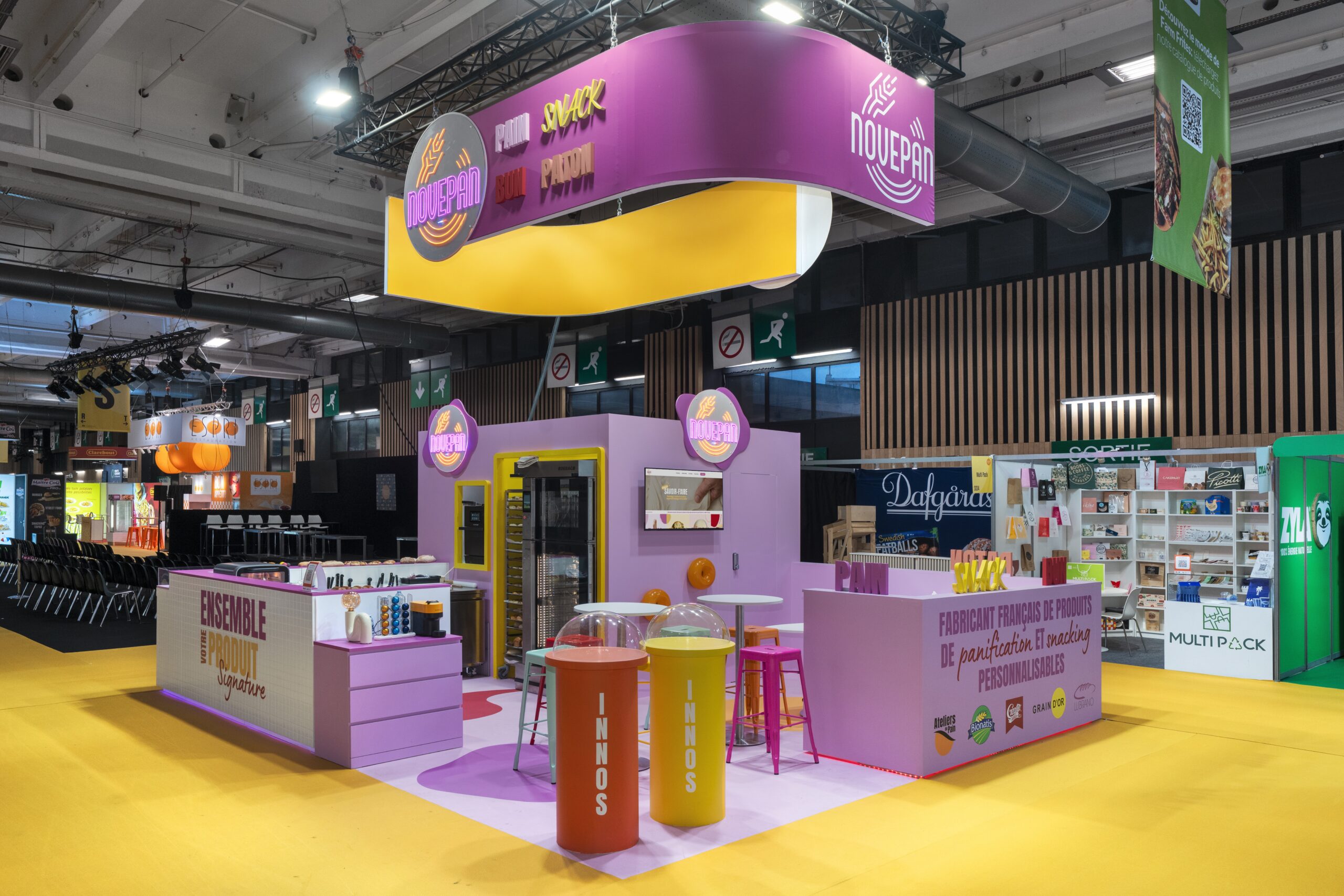 Stand Novepan